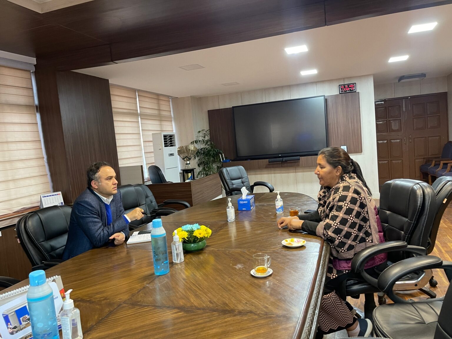 सासंद नमुनाकाे पहलमा नरैनापुर र राप्तिसाेनारीमा टेलिफोन टावर थपिदै